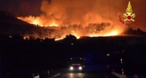 Calabria in fiamme, Lega_ _E' il momento del cordoglio, della responsabilità e della determinazione_