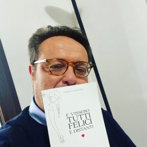 Marcello Romanelli con il suo libro