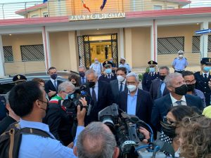 'inaugurazione del murale dedicato al commissario Mascherpa