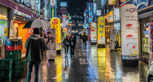 Totem pubblicitari: i vantaggi dei totem a led