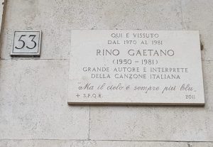 La targa a Roma (Ph. Vistanet)