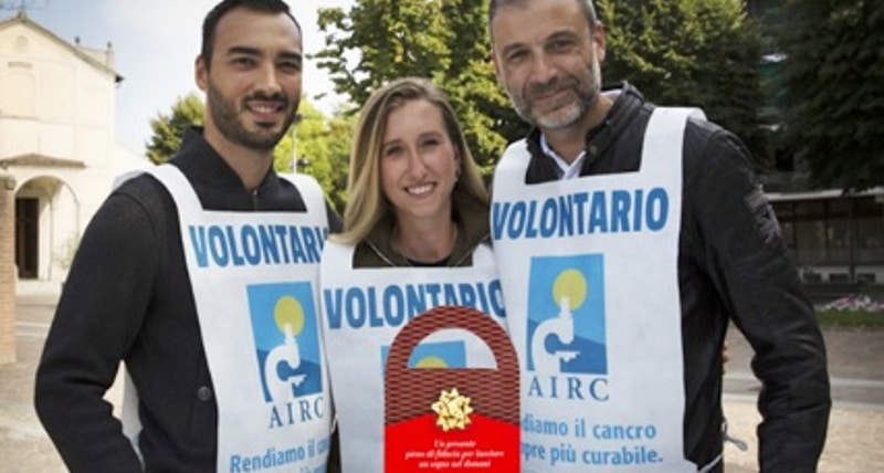 Dal 31 ottobre al 19 novembre tornano nelle piazze i cioccolatini della ricerca AIRC