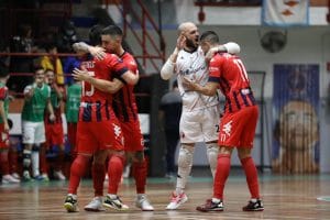 Futsal, Serie A2_ la Pirossigeno città di Cosenza da spettacolo battendo 9-2 l’Atletico Cassano 2