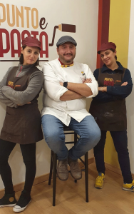 Punto e Pasta: Silvana Calvelli e Teresa Segreto insieme allo chef Massimo Sorrentino