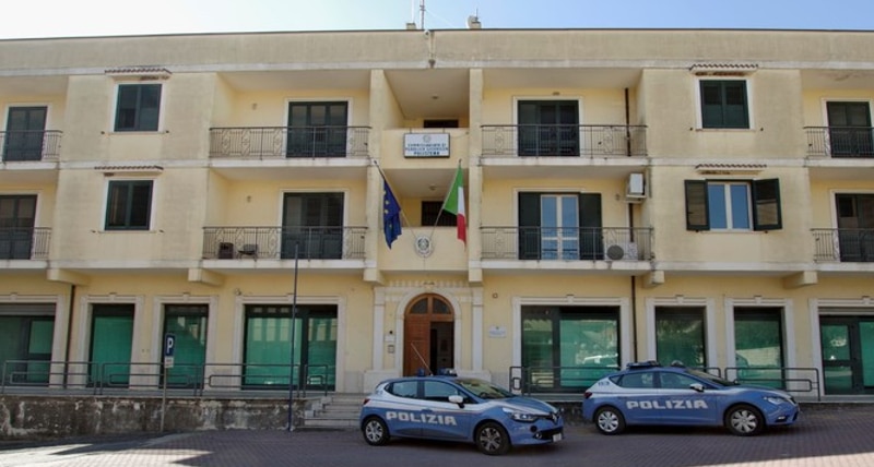 Palmi, bimbo aggredito da coetaneo denunciato il proprietario dell'asilo