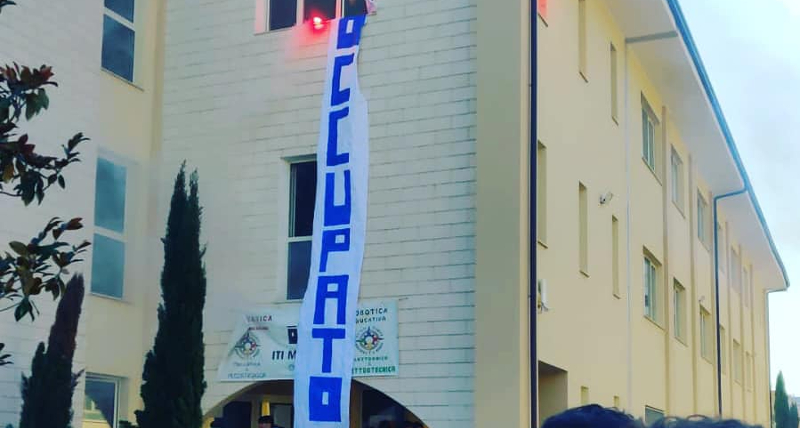 ITI Monaco di Cosenza occupato, gli studenti Non siamo carne da macello