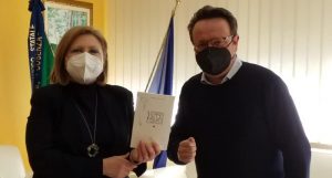 Al Liceo Fermi di Cosenza presentazione del libro “E vissero tutti felici e distanti”