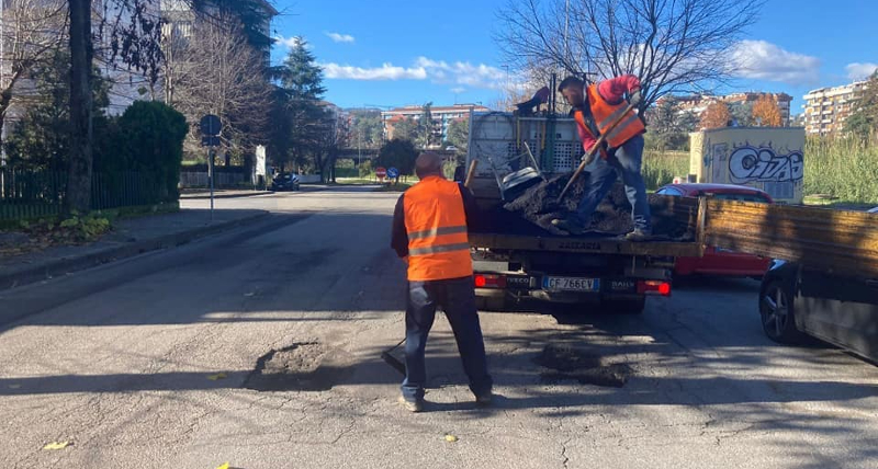 Cosenza rifacimento del manto stradale di tutta la città
