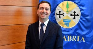 l'assessore regionale della Calabria VARÌ