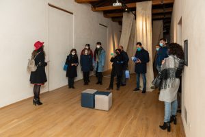 visitatori alla mostra