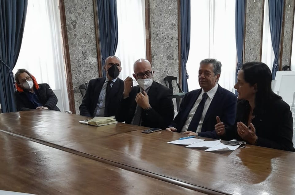 un momento della riunione.jpg1