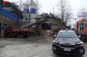 Casali del Manco, posto sotto sequestro impianto di calcestruzzo