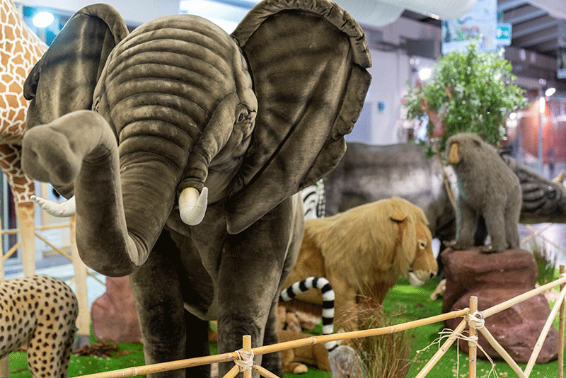 Centro Commerciale Metropolis, arriva la mostra "ANIMALS - Conoscere gli animali rispettandoli"