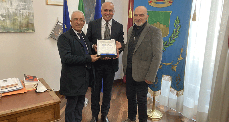 Il Sindaco Franz Caruso con i vertici di ANMIL