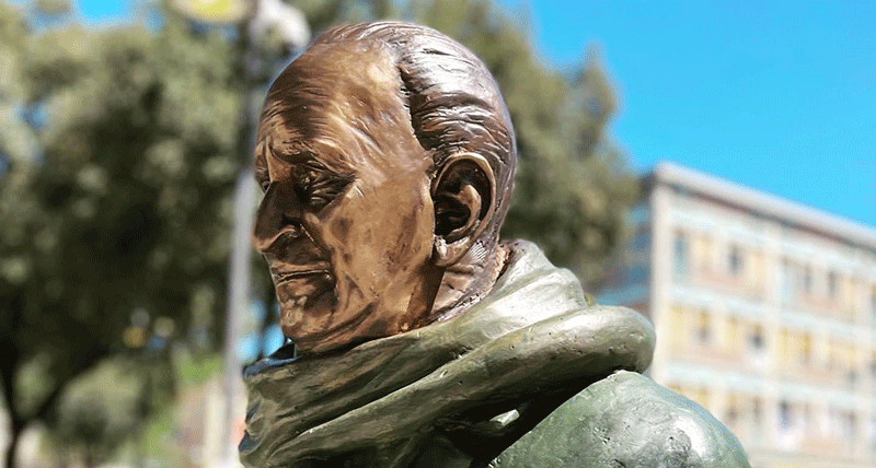 Statua Giacomo Mancini Cosenza