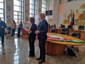il Sindaco franz caruso e la professoressa Bozzo