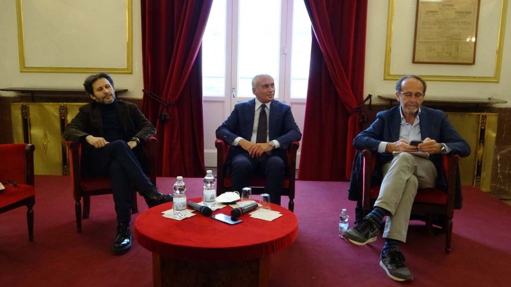 Cosenza, Riccardo Nencini ha presentato il libro "Condannato a morte"