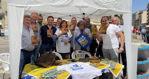 Lega e radicali in piazza a Cosenza per i referendum: "Battaglia di civiltà"