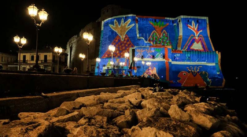 Castell'Ovo a Napoli illuminato dalle video-installazioni di Franz Cerami