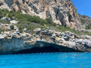 Isola Dino Praia a Mare Grotta Azzurra gavitelli