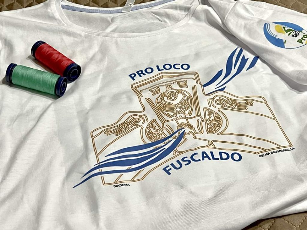 Il progetto Griffe UNPLI prende forma, presentata la T-shirt della Pro Loco di Fuscaldo