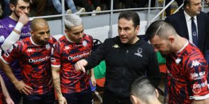 Leo Tuoto durante un time out (foto Michele De Marco)