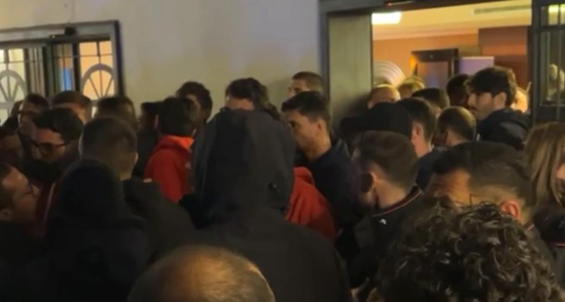 Contestazione tifosi del Cosenza Calcio