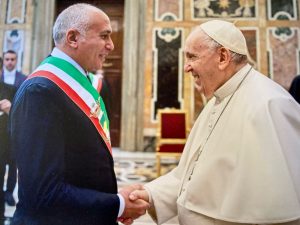 Franz Caruso e Papa Francesco