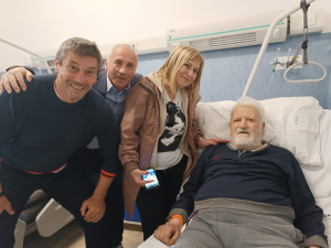 In foto Luigi Simoni, Alberto Urban e Donata Bergamini e Padre Fedele. Foto Facebook