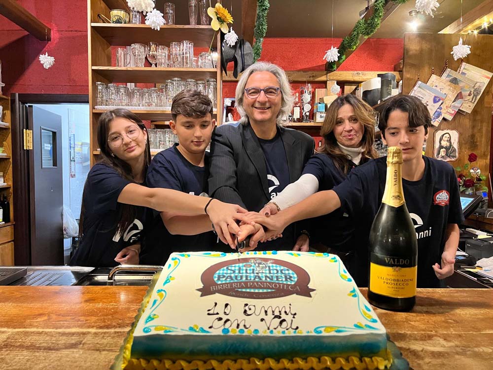 Rende, il Paulaner una grande casa tra amici, sorrisi e birra a volontà 1