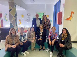 Comunità in festa a Siziano per il gemellaggio fra l'Istituto Comprensivo della città e la Scuola di Bals