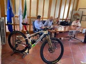 XC Night centro storico di Montalto Uffugo diventa un circuito per ciclisti