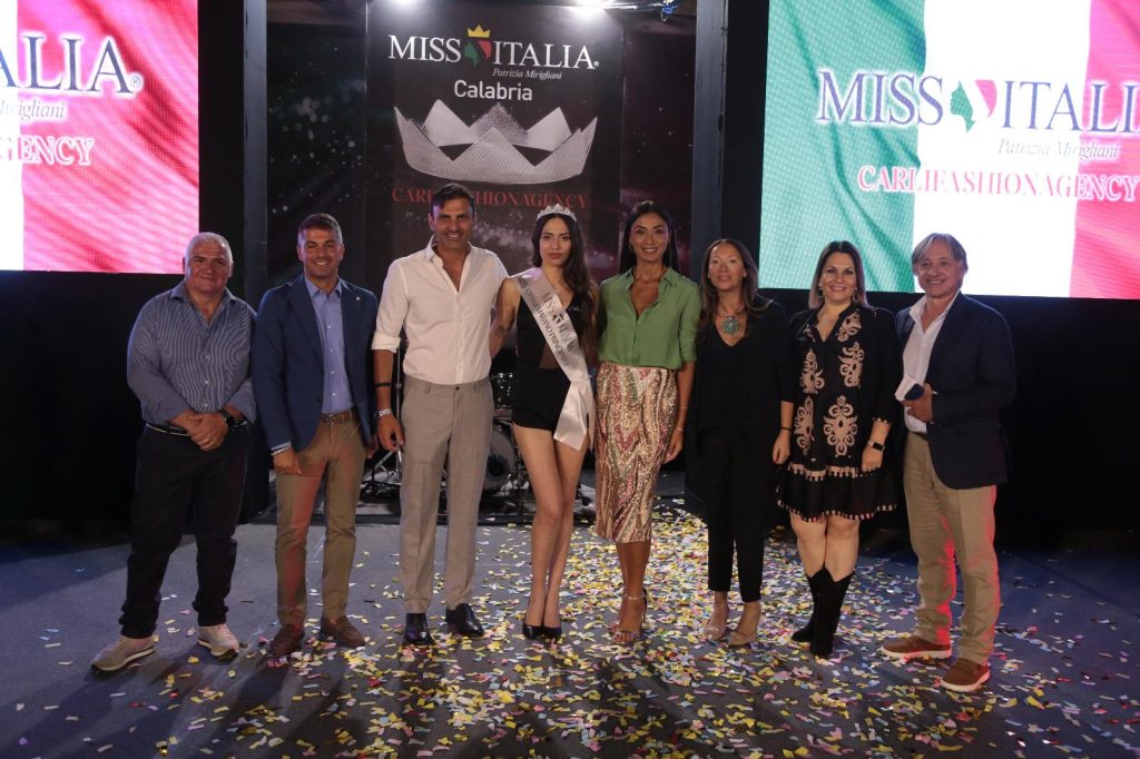 Miss Italia Calabria ha incoronato Miss città di Marano Principato 2025