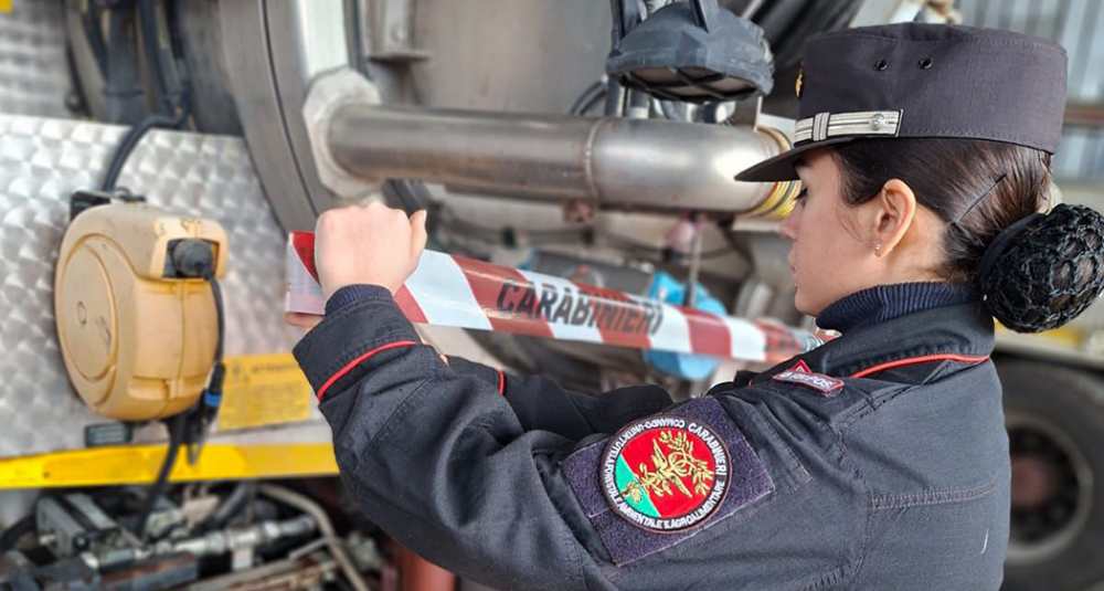 Scalea, gestione illecita di rifiuti fognari: sequestrato autospurgo di una ditta