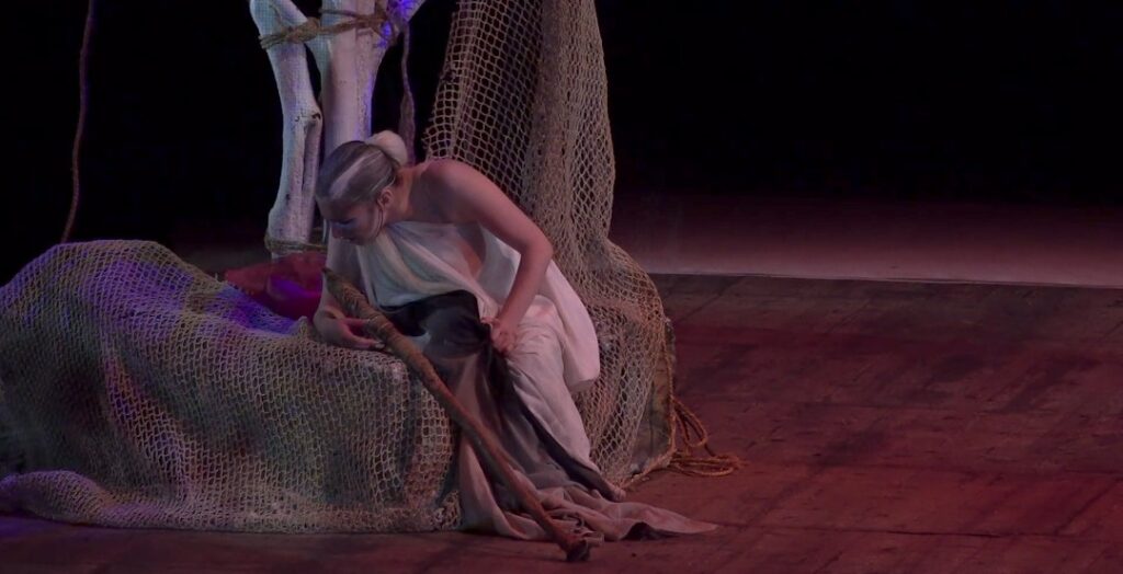 Cosenza si inchina a Ecuba - Le Troiane - ecuba