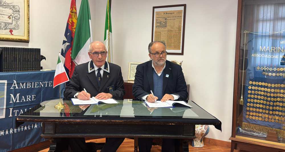 Mare e ambiente, siglato a Roma il protocollo d’intesa tra AMI e i Marinai d’Italia