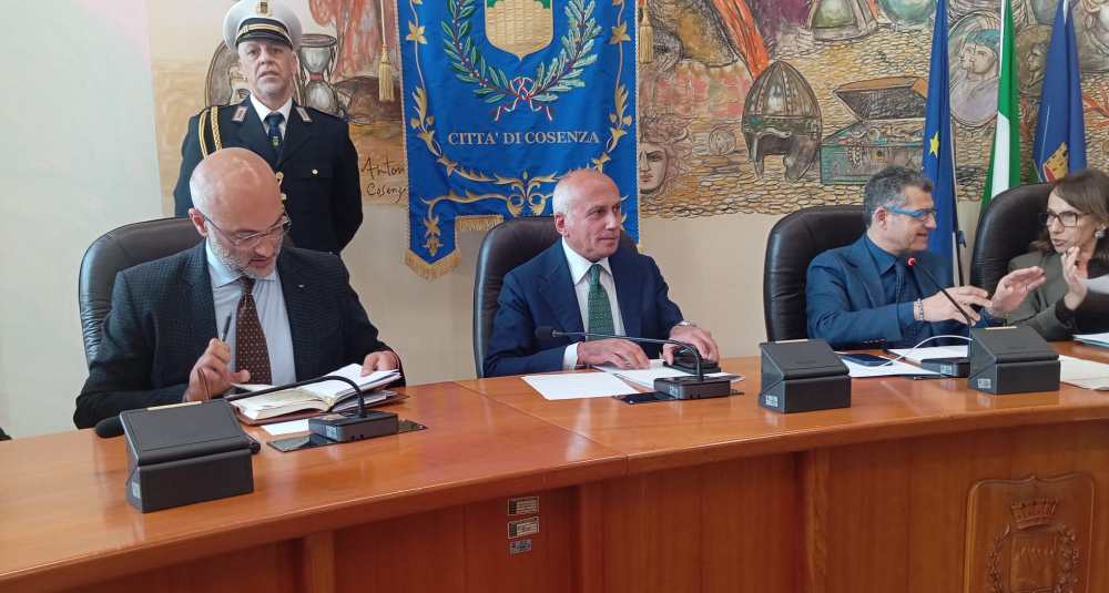 San Vito-Marulla, il Consiglio apre alla risoluzione della convenzione con il Cosenza Calcio