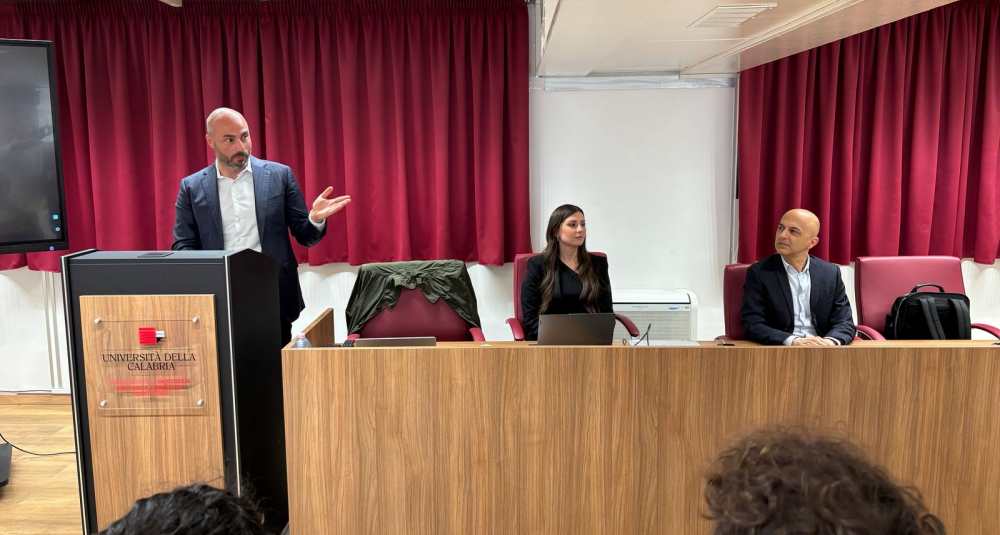 Unical, Ingegneria Gestionale lancia i leader del futuro: ad Arcavacata arriva BYD