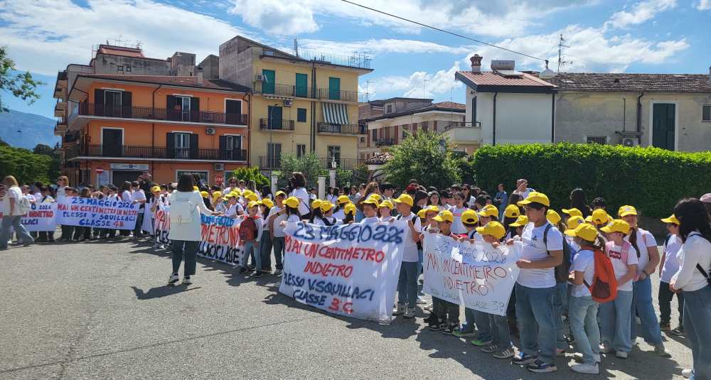Festa della Legalità a Castrovillari: il super corteo che chiude la kermesse