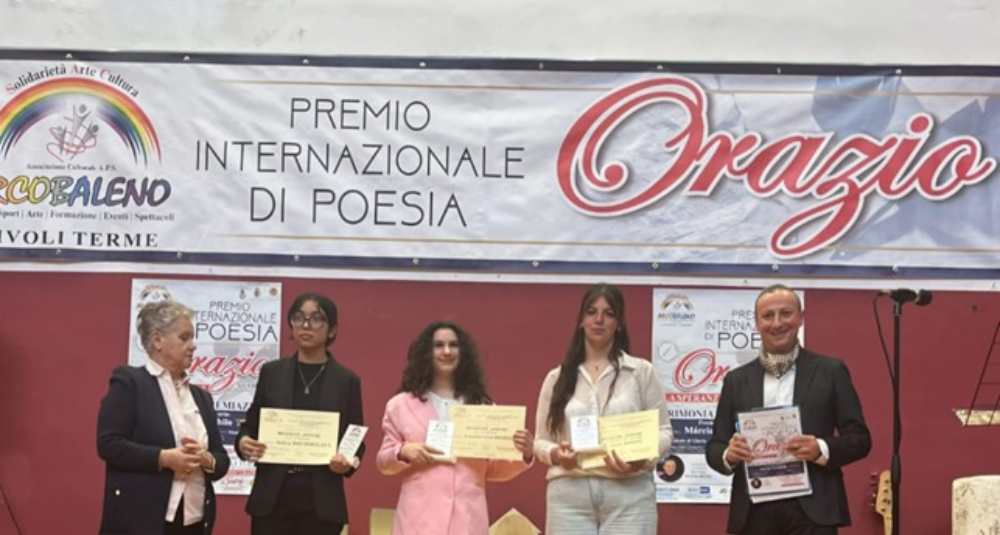Corigliano-Rossano sul podio a Roma: trionfa l’I.C. “Don Bosco – Tieri” con la poesia di Francesca Possidente