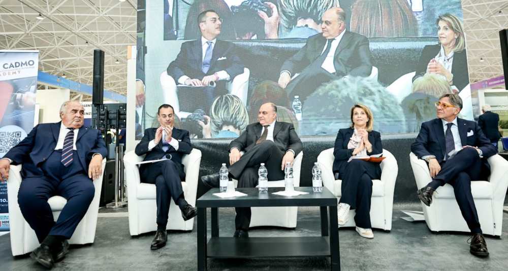Career Day, Calabrese: «La Regione in prima linea per abbattere il muro tra scuola e impresa»