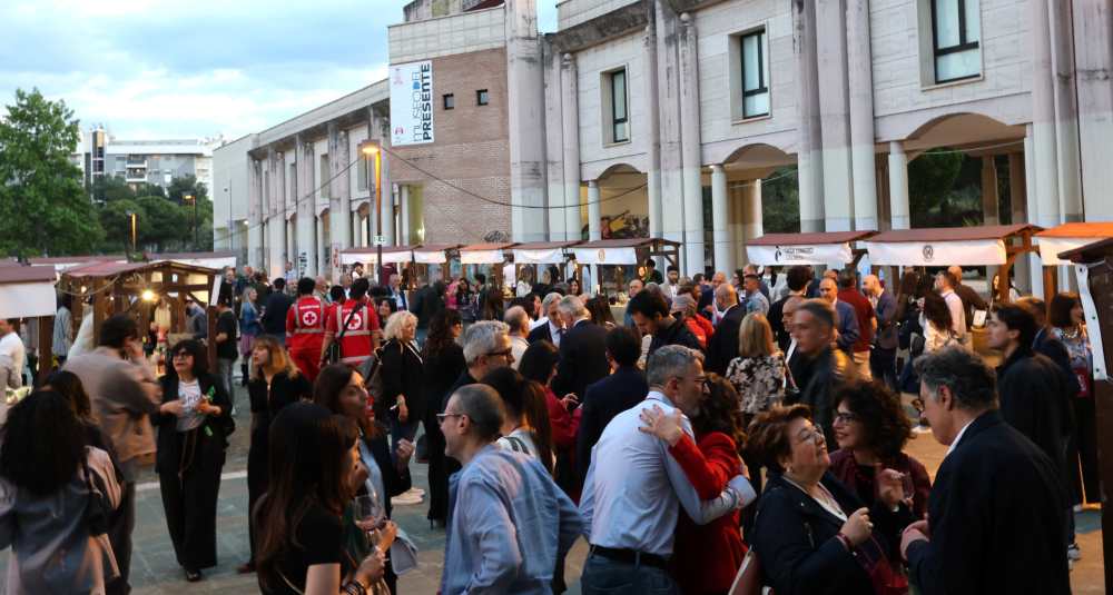 Sabato del Vignaiolo FIVI Rende: centinaia di appassionati al Museo del Presente