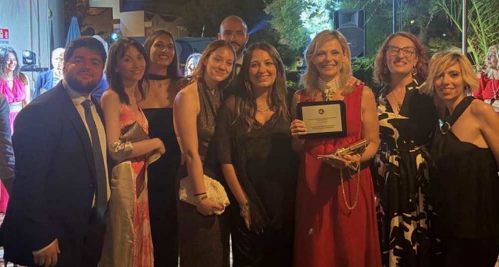 Trionfo storico per l’Avvocatura cosentina: la Scuola Forense vince il torneo nazionale “Scacco d’Atto”