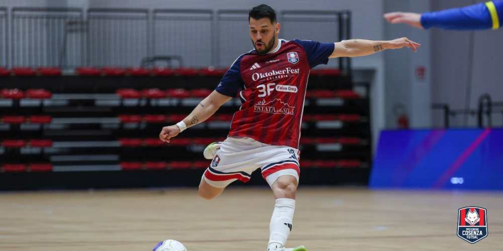Calcio a 5, divorzio in casa Pirossigeno Cosenza: il pivot Marcelinho lascia la squadra rossoblù