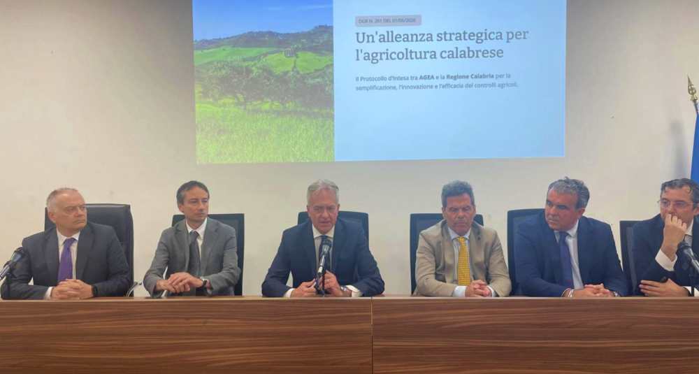 Agricoltura, intesa storica tra Regione e Agea: intelligenza artificiale e pagamenti anticipati a gennaio