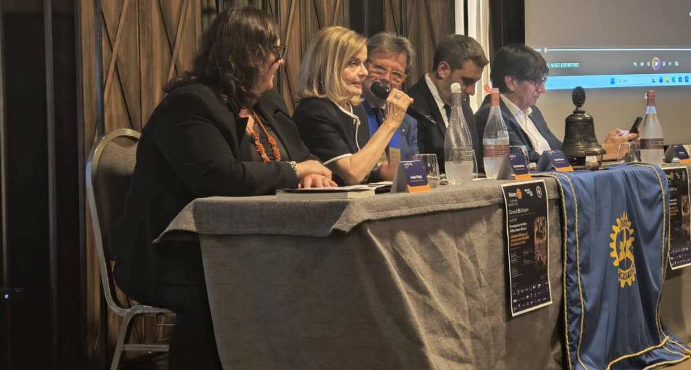 Rende, 160 persone commosse al Rotary Club per ricordare il campione Antonio Ritacca