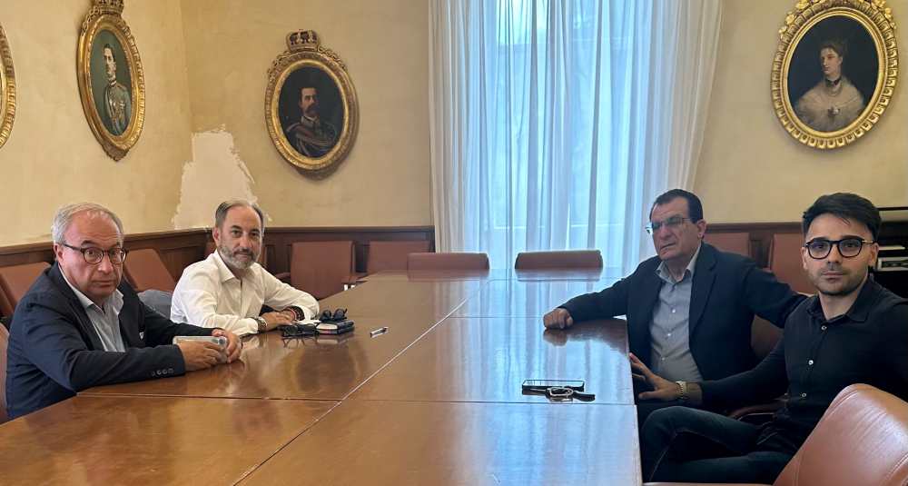 Provincia di Cosenza, si riunisce “Provincia Democratica”: al centro viabilità, edilizia scolastica, patrimonio dell’Ente