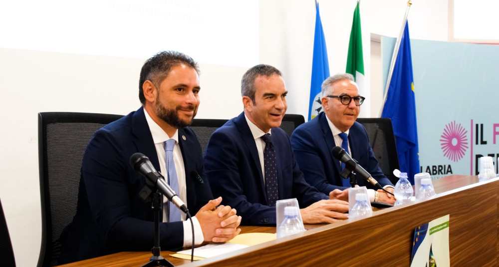 Depurazione, la Regione Calabria lancia il piano da 175 milioni: linea dura di Occhiuto contro gli scarichi abusivi