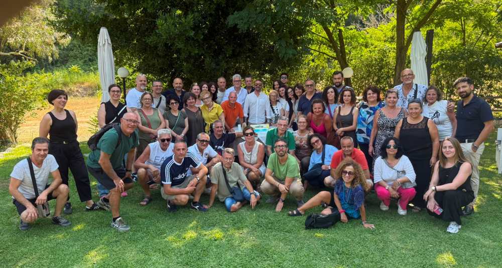 Aiello Calabro, il borgo accoglie cinquanta visitatori sordi per il tour dell’ENS
