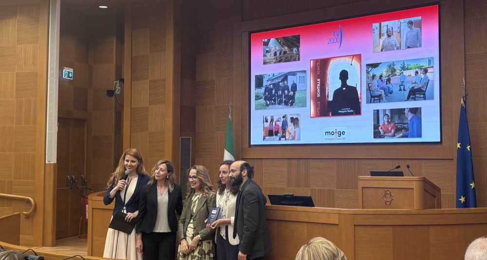Il Premio MOIGE 2026 incorona il regista calabrese Michele Imperio: trionfo a Roma per la serie “Scintille”
